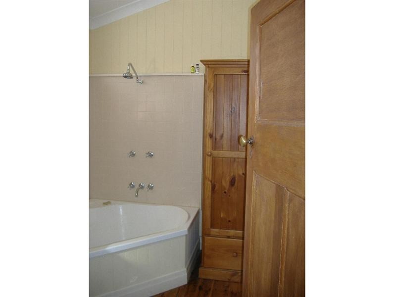 11 Myla Terrace, Tennyson QLD 4105