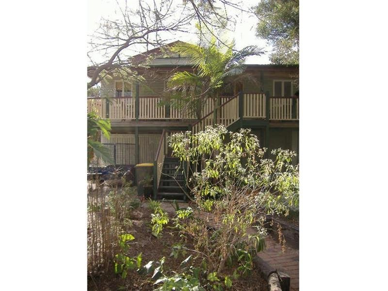 11 Myla Terrace, Tennyson QLD 4105