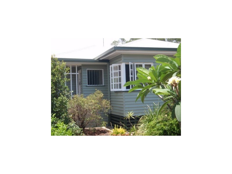 10 Young Street, Graceville QLD 4075