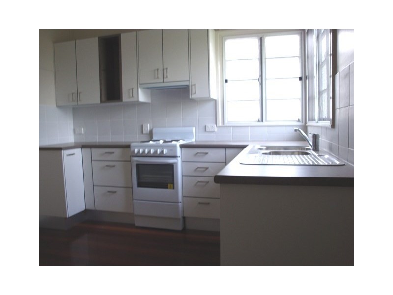 10 Young Street, Graceville QLD 4075