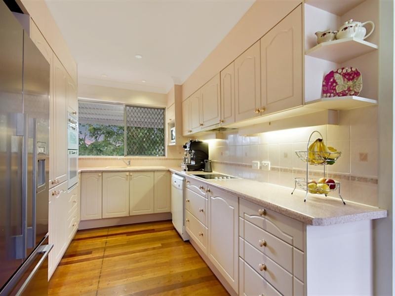 5 Strathburn Street, Oxley QLD 4075