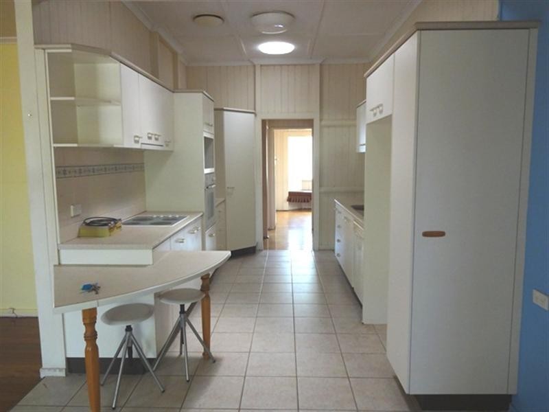 159 Verney Road East, Graceville QLD 4075