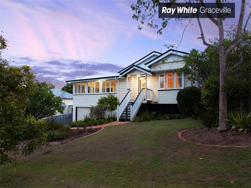 34 Hilda Street, Corinda QLD 4075