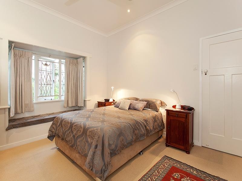 34 Hilda Street, Corinda QLD 4075