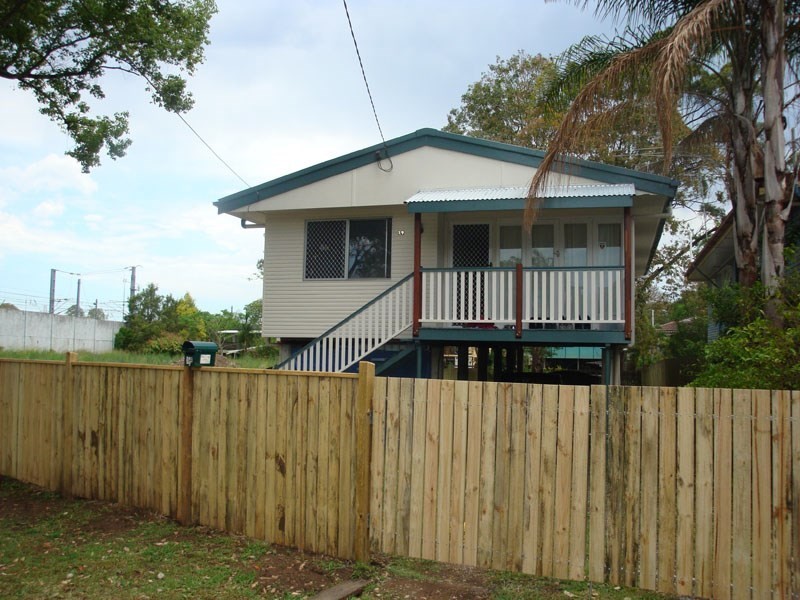 19 Gerlee Street, Tennyson QLD 4105