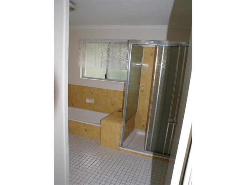 22 Masterton Street, Oxley QLD 4075