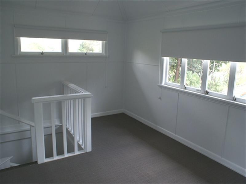 38 King Arthur Terrace, Tennyson QLD 4105