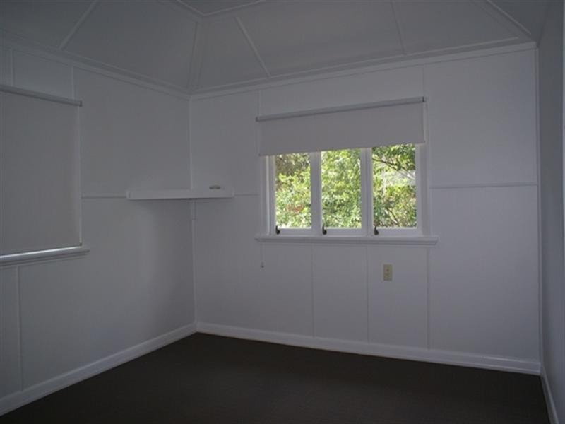 38 King Arthur Terrace, Tennyson QLD 4105