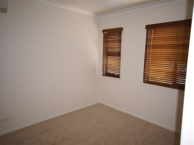 10/122 Central Avenue, Indooroopilly QLD 4068