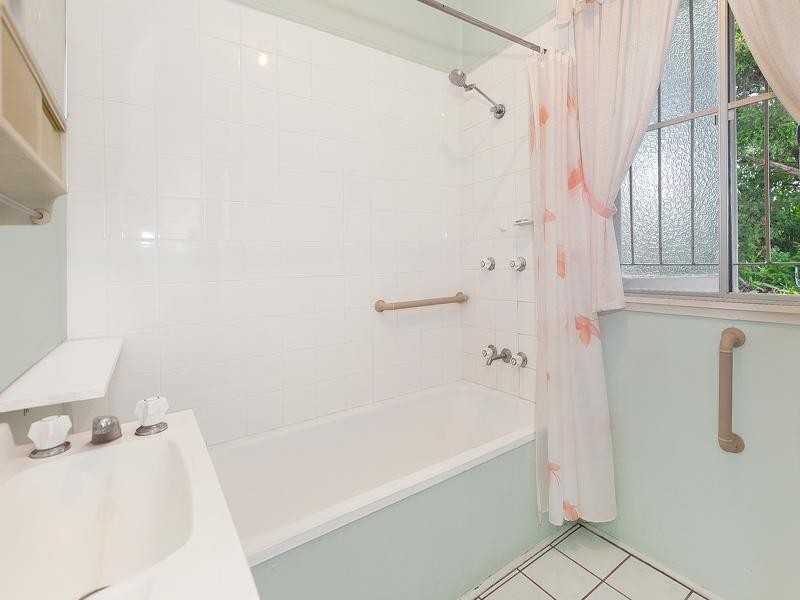 776 Oxley Road, Corinda QLD 4075