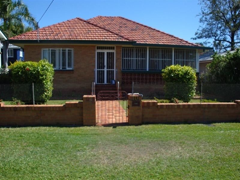 11 Strong Avenue, Graceville QLD 4075