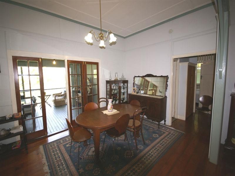 53 Simpsons Road, Bardon QLD 4065