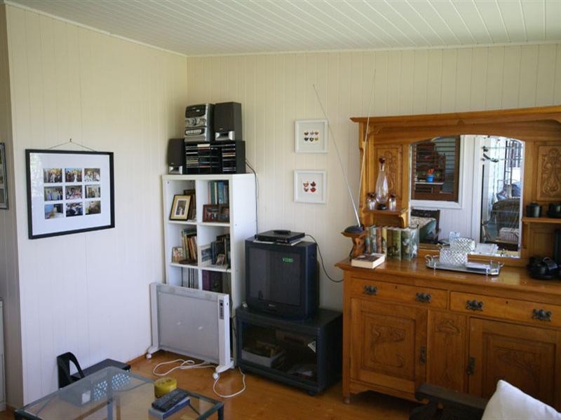 53 Simpsons Road, Bardon QLD 4065