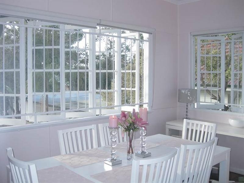 28 Tweedale Street, Graceville QLD 4075