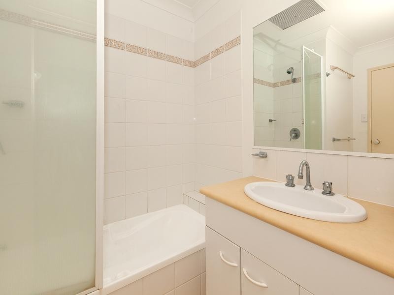 40/11 Oakmont Avenue, Oxley QLD 4075