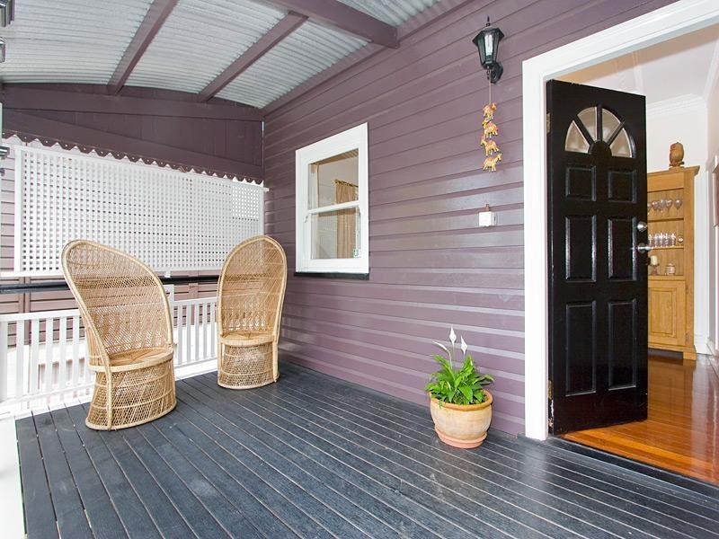 70 King Arthur Terrace, Tennyson QLD 4105