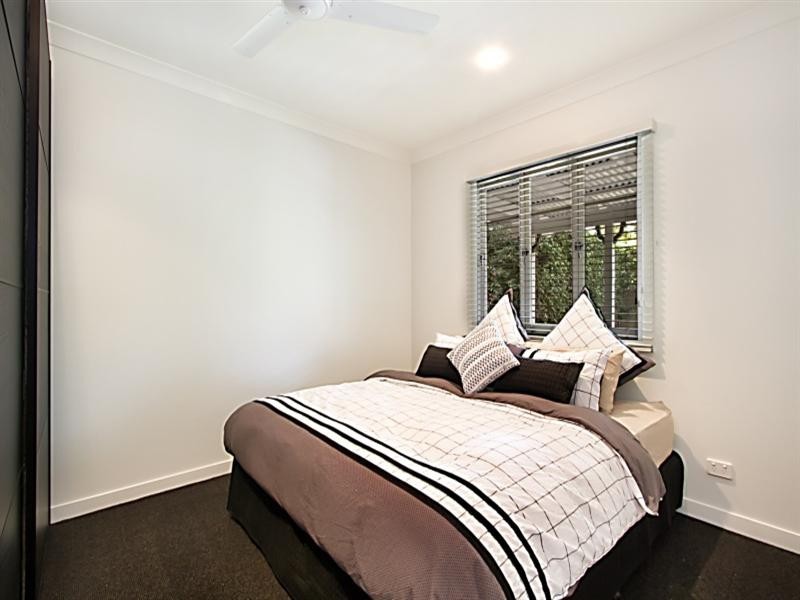 256 Verney Road East, Graceville QLD 4075