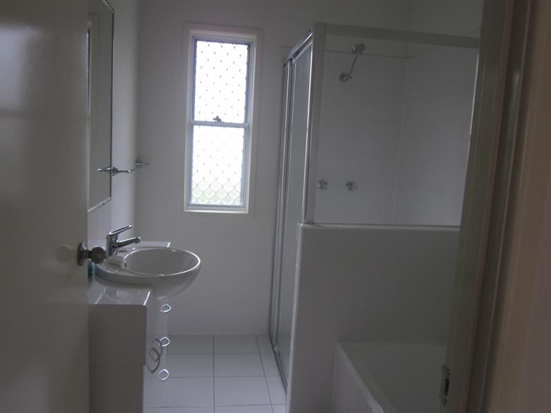 195 Graceville Avenue, Graceville QLD 4075