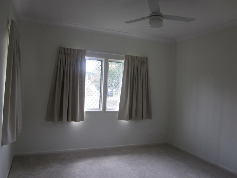 195 Graceville Avenue, Graceville QLD 4075