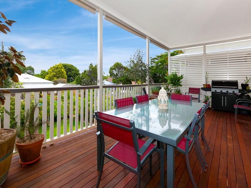 114 Central Avenue, Sherwood QLD 4075