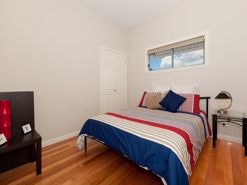 114 Central Avenue, Sherwood QLD 4075