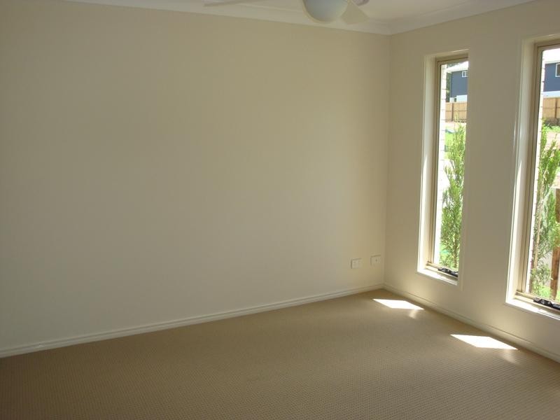 7 Knightsbridge Street, Oxley QLD 4075