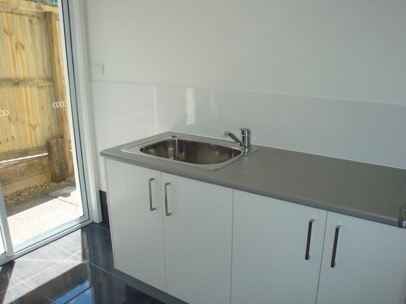 10 Greenview Street, Oxley QLD 4075