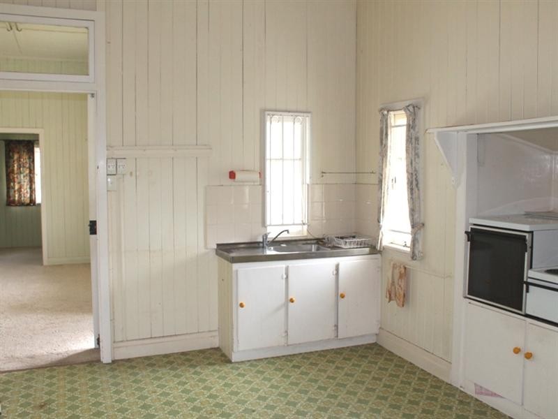 4 Balderstone Street, Corinda QLD 4075