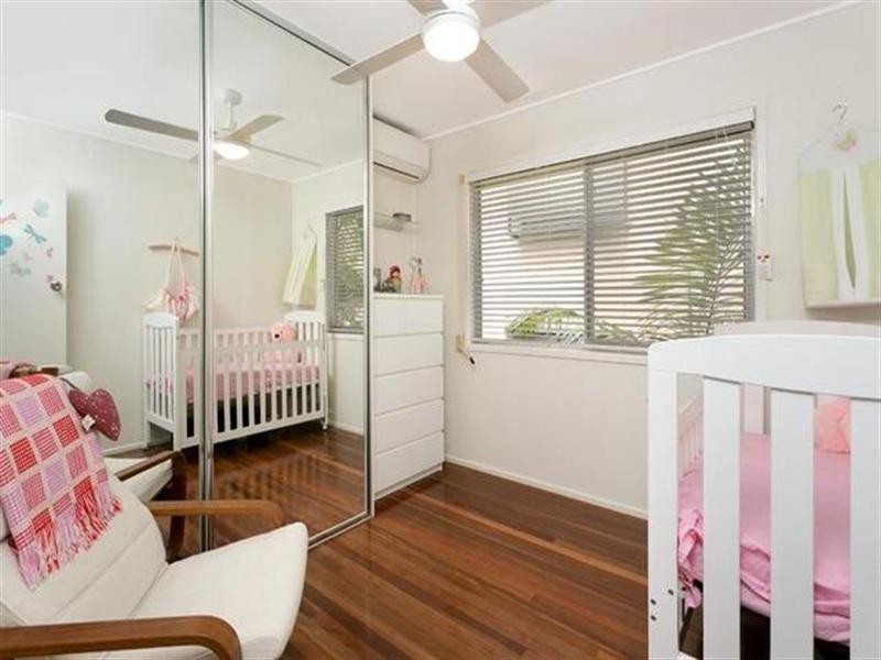 183 Graceville Avenue, Graceville QLD 4075