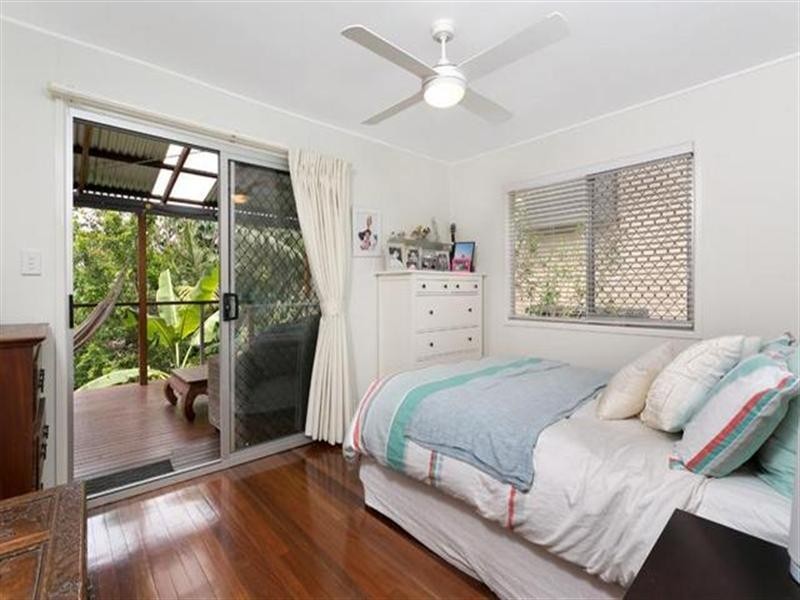 183 Graceville Avenue, Graceville QLD 4075