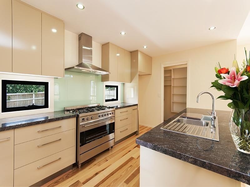 88 Lynne Grove Avenue, Corinda QLD 4075