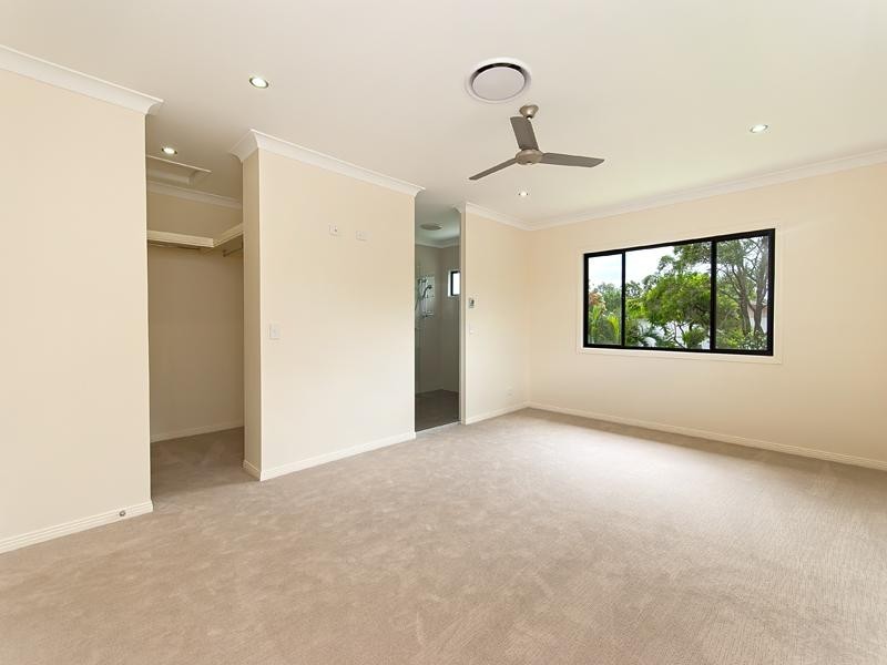 88 Lynne Grove Avenue, Corinda QLD 4075