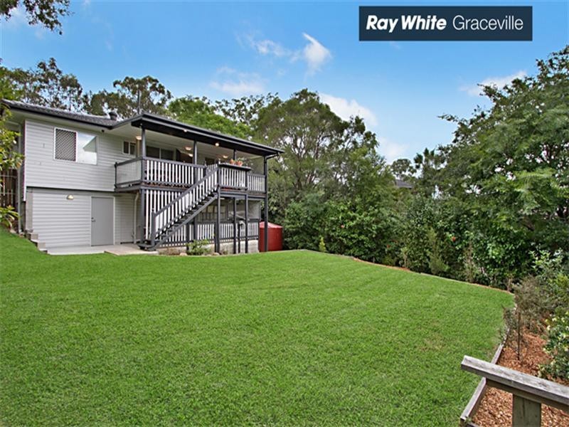 212 Seventeen Mile Rocks Road, Oxley QLD 4075