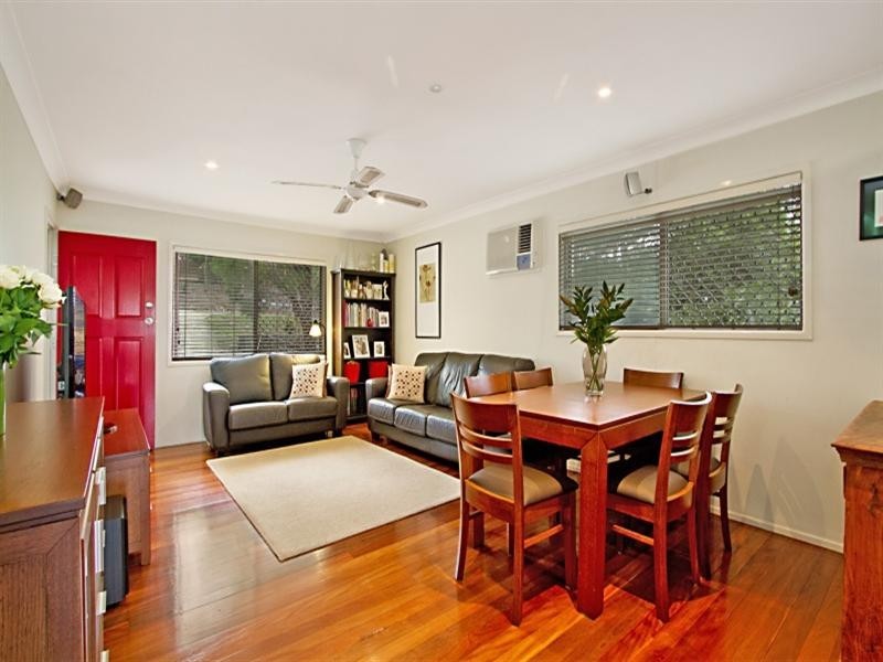 212 Seventeen Mile Rocks Road, Oxley QLD 4075