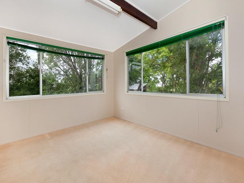 37 Junction Street, Sherwood QLD 4075