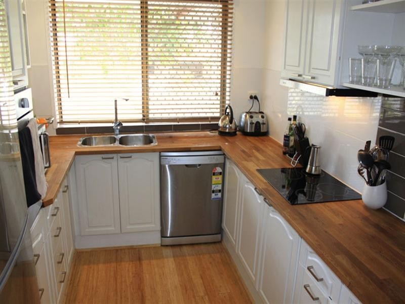 32 Brentwood Drive, Daisy Hill QLD 4127