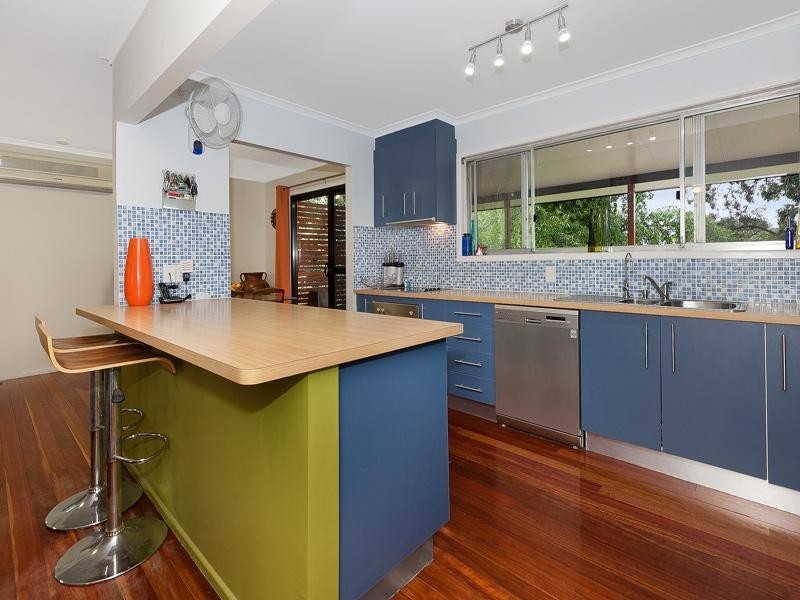 23 Deniven Street, Corinda QLD 4075