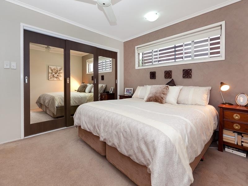 23 Deniven Street, Corinda QLD 4075