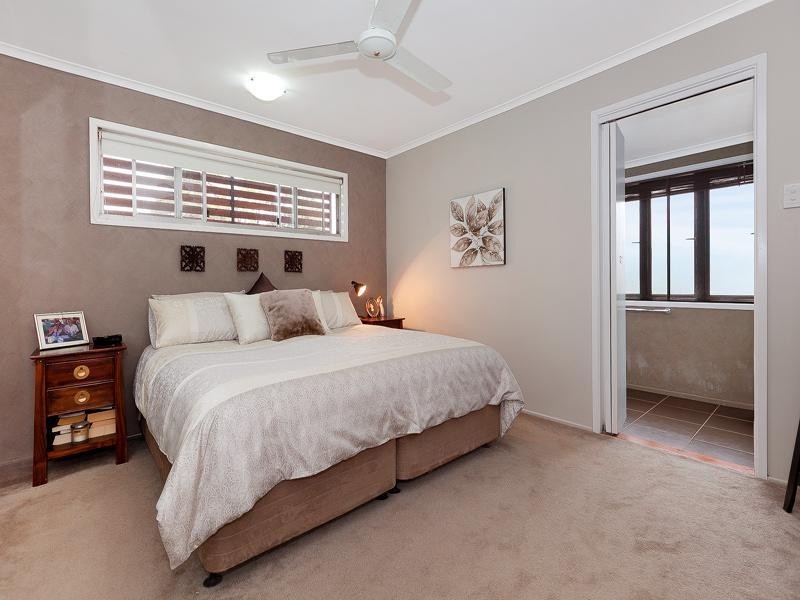 23 Deniven Street, Corinda QLD 4075