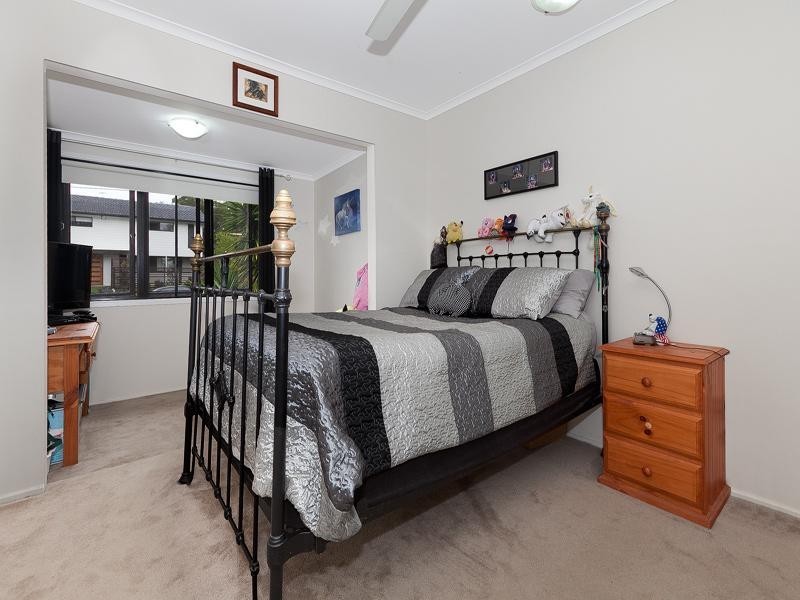 23 Deniven Street, Corinda QLD 4075