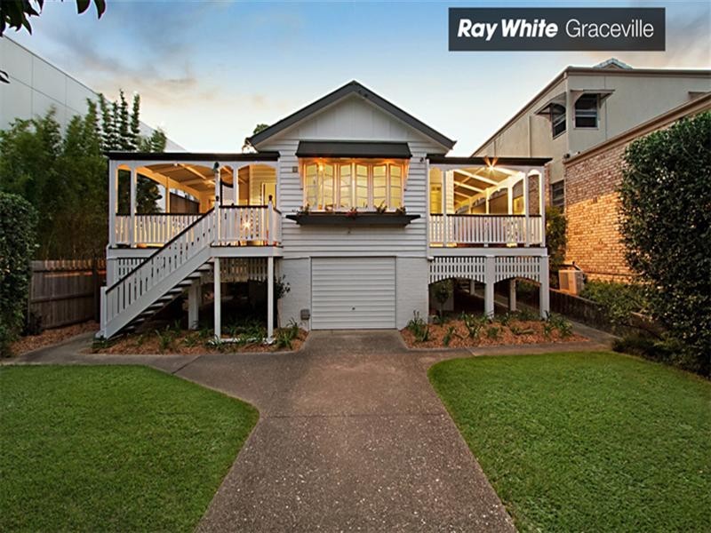64 Gordon Terrace, Indooroopilly QLD 4068