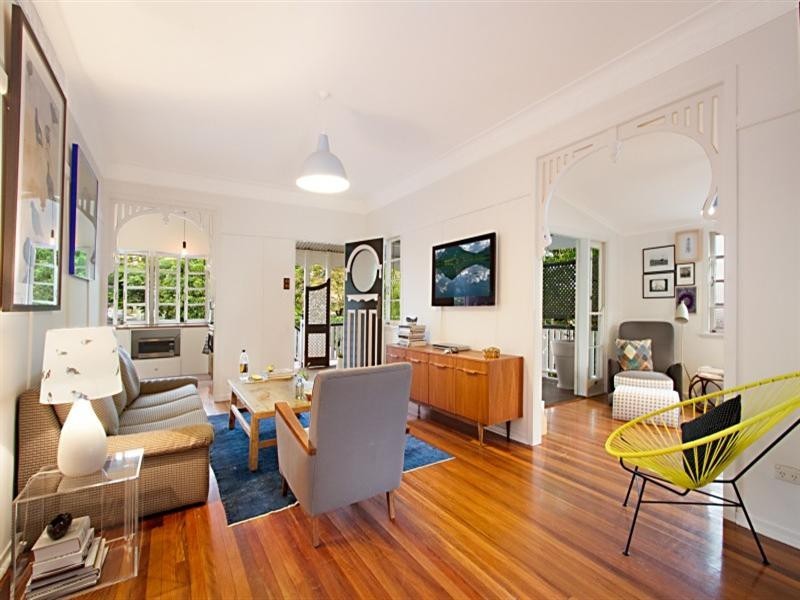 64 Gordon Terrace, Indooroopilly QLD 4068