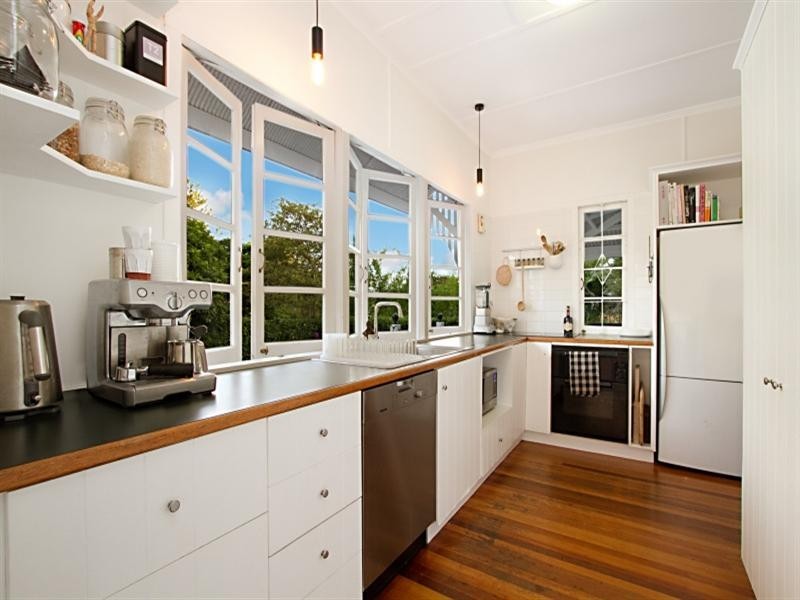 64 Gordon Terrace, Indooroopilly QLD 4068