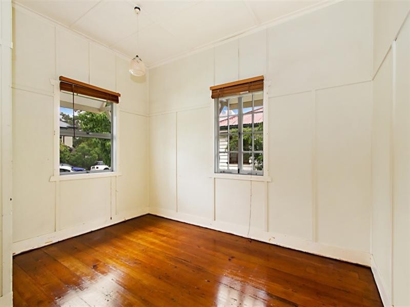 13 Rakeevan Road, Graceville QLD 4075