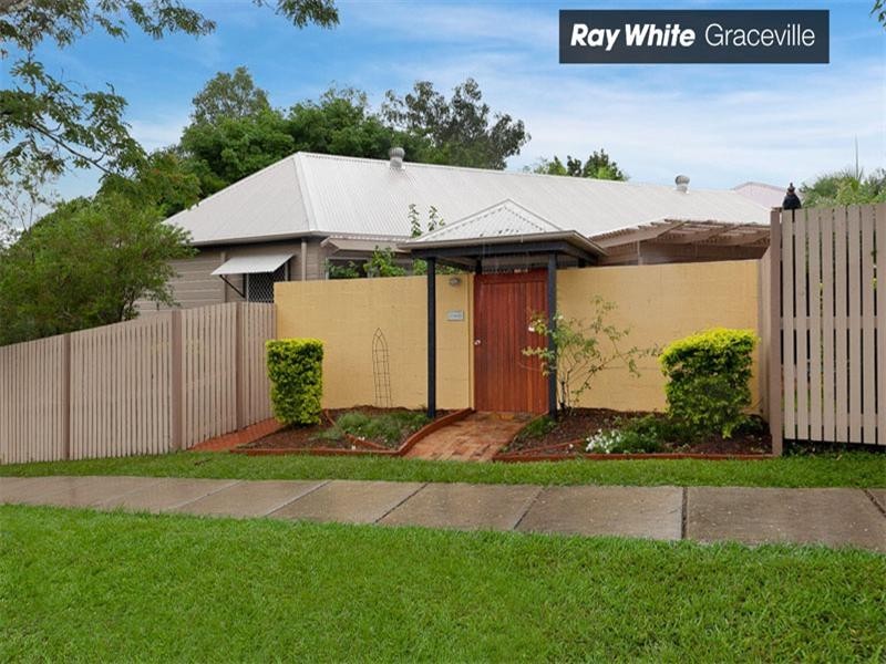 34 Hall Street, Sherwood QLD 4075