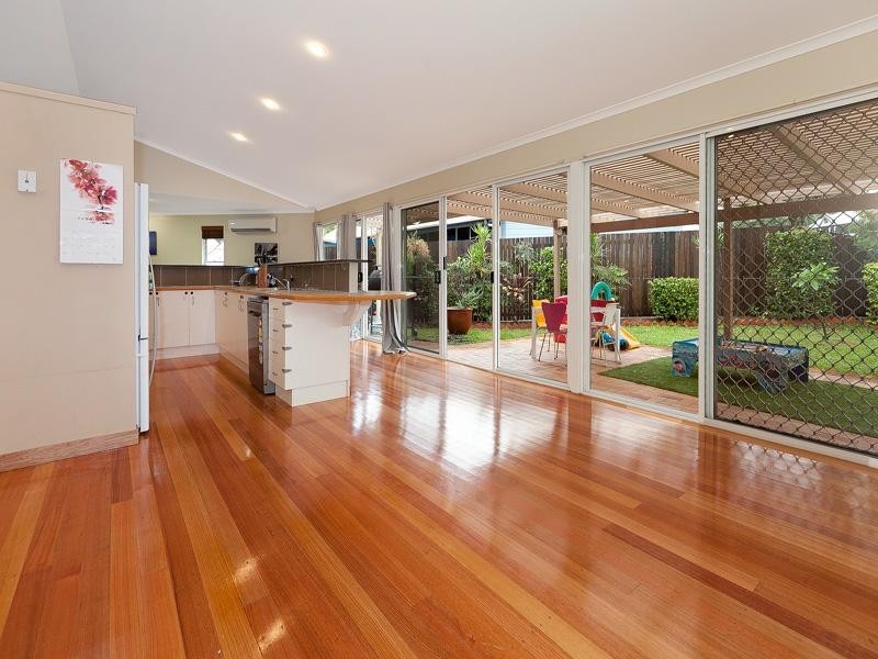 34 Hall Street, Sherwood QLD 4075