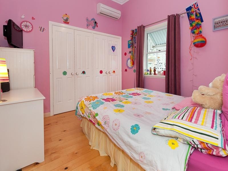 17 Lockwood Street, Sherwood QLD 4075