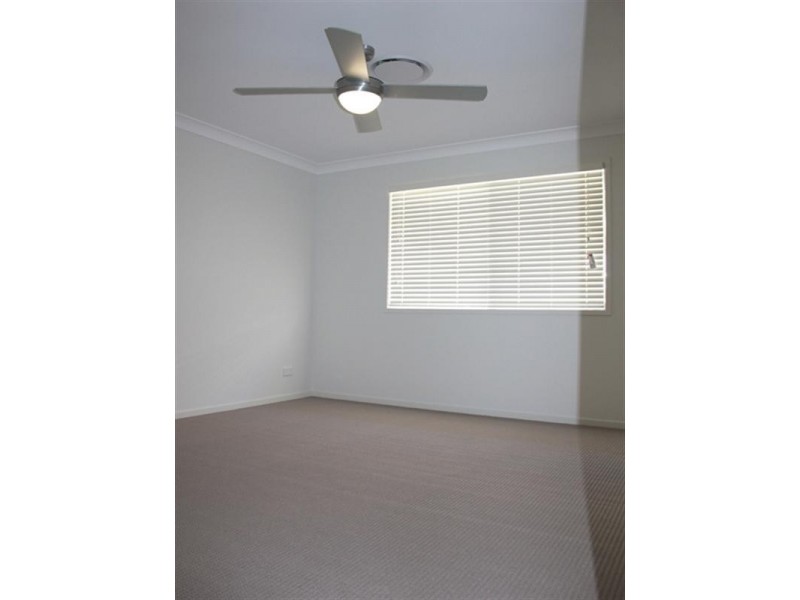 43 Camelot Street, Tennyson QLD 4105