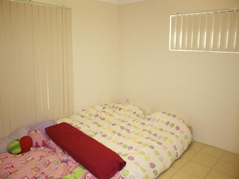 24 Deniven Street, Corinda QLD 4075