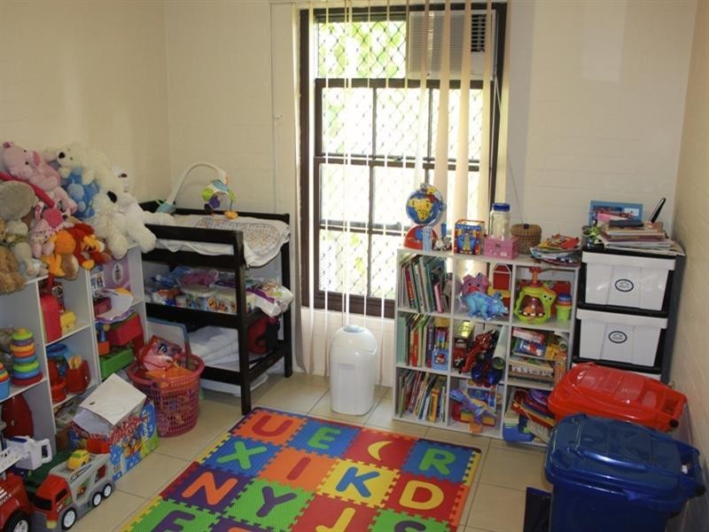 24 Deniven Street, Corinda QLD 4075